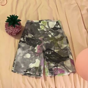 Lululemon align shorts “6 in